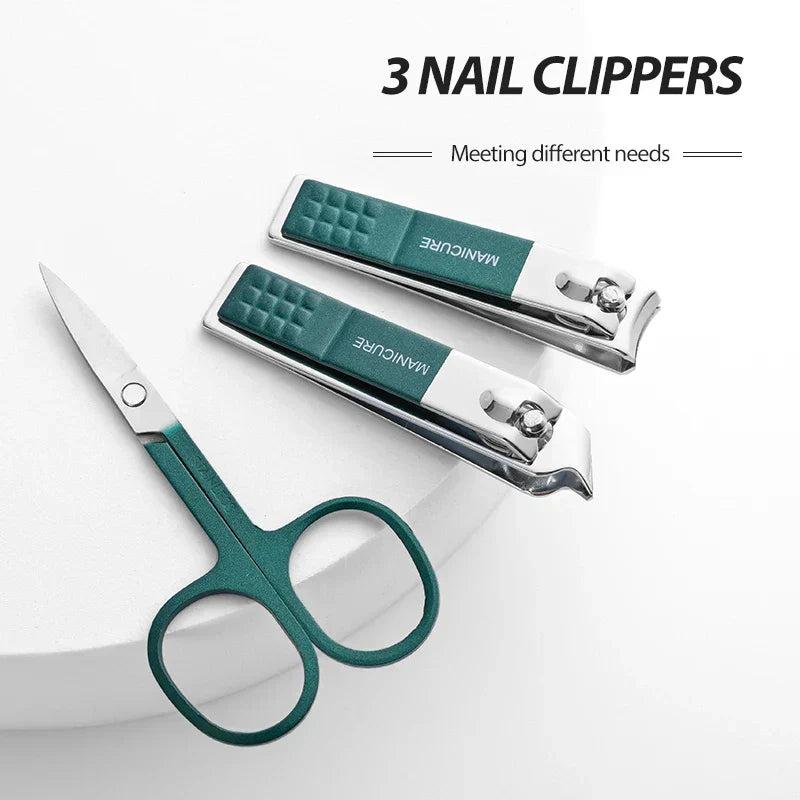 ENSEMBLE DE CISEAUX A ONGLES, comprenant des ciseaux de précision et coupe-ongles, outils essentiels pour une manucure soignée, portables et en acier inoxydable.